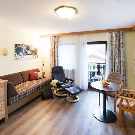 Hotel Garni Vier Jahreszeiten Bad Füssing Екстериор снимка