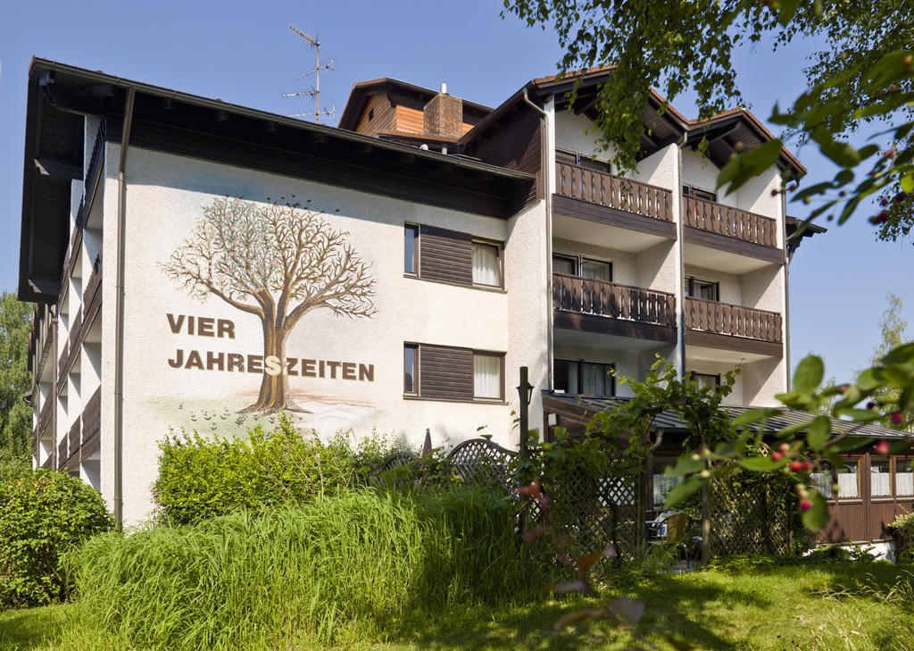 Hotel Garni Vier Jahreszeiten Bad Füssing Екстериор снимка