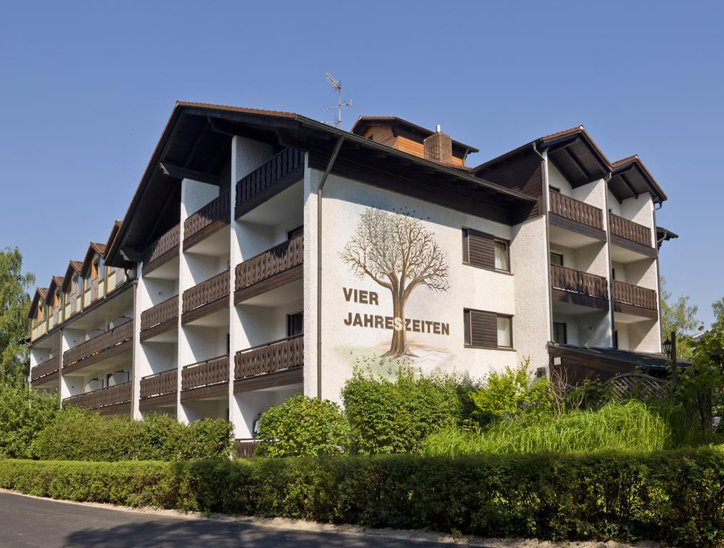 Hotel Garni Vier Jahreszeiten Bad Füssing Екстериор снимка