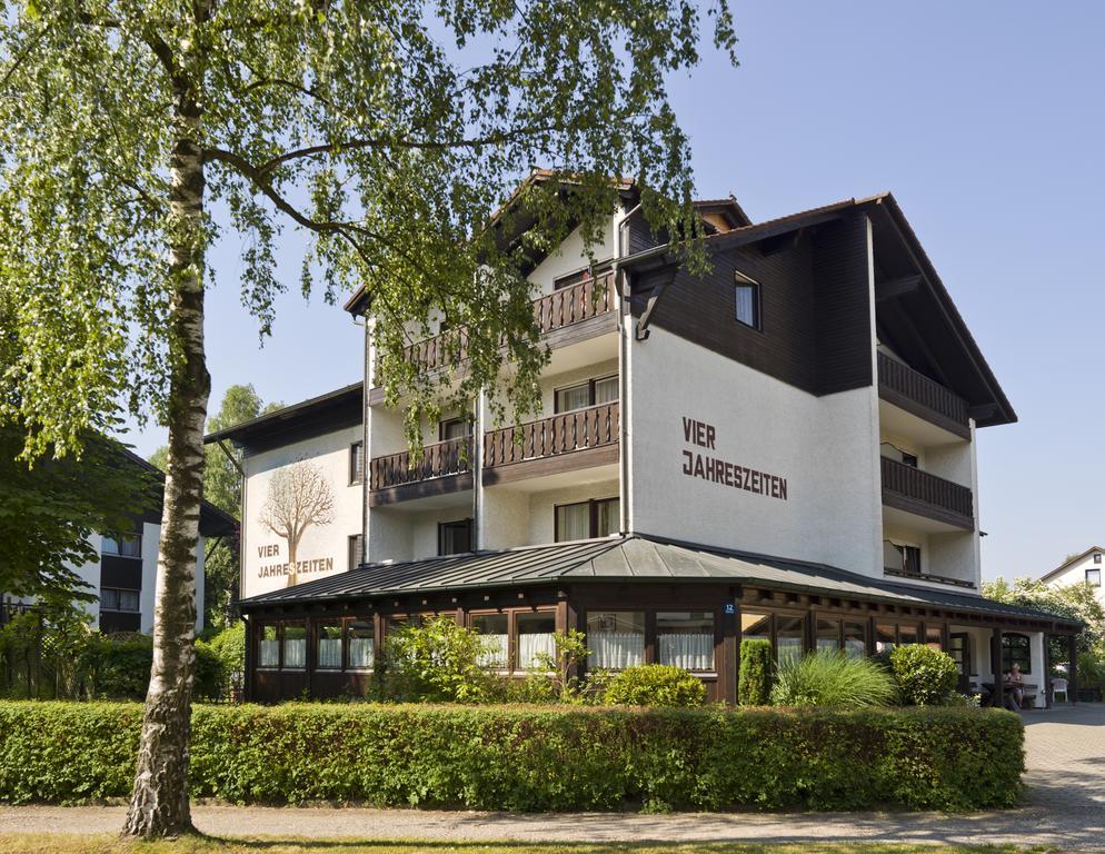 Hotel Garni Vier Jahreszeiten Bad Füssing Екстериор снимка