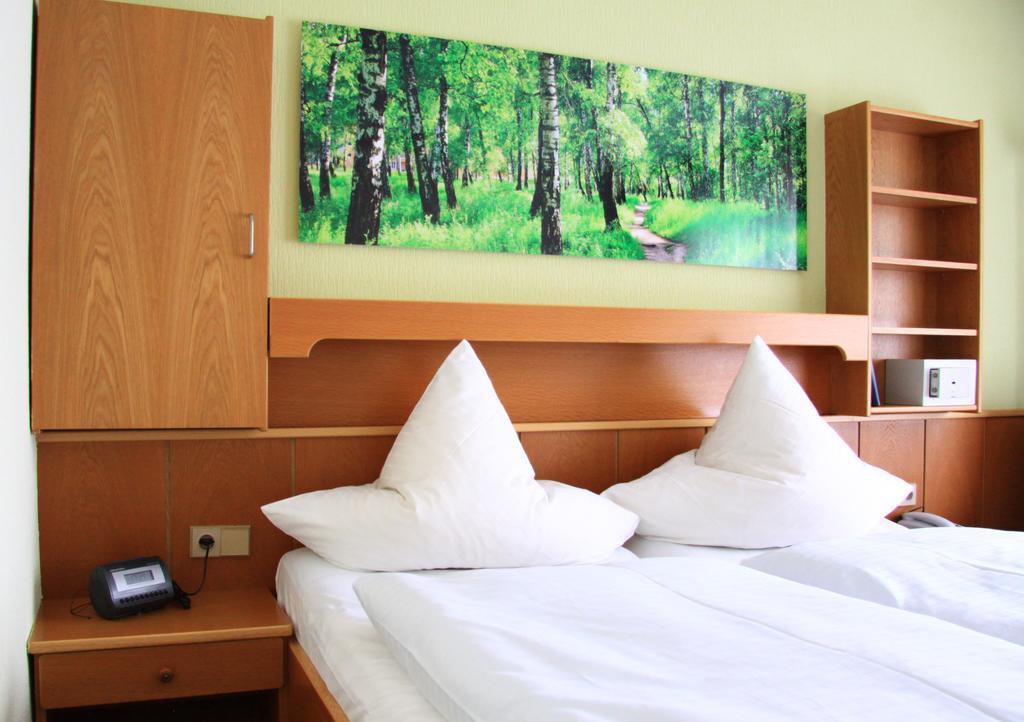 Hotel Garni Vier Jahreszeiten Bad Füssing Екстериор снимка